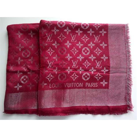 louis vuitton casmere silk shawl red navy logo|Louis Vuitton shawls.